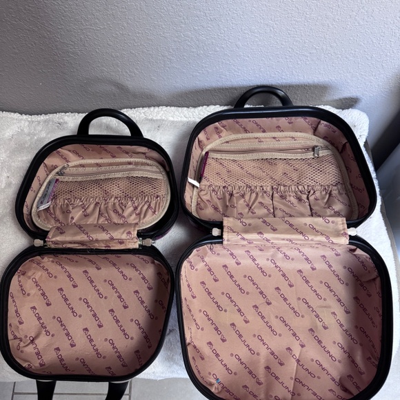 Dejuno 2 pc. Cosmetics Cases~Great Condition 💗🖤 - Picture 4 of 16